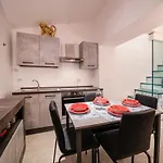 Centrale Appartamento Per 4 Persone